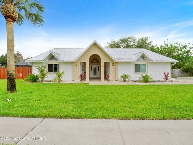 2582 Empire Avenue E, Melbourne, FL, 32934 photo 2
