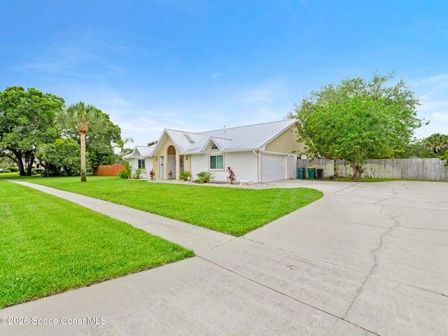 2582 Empire Avenue E, Melbourne, FL, 32934 photo 32