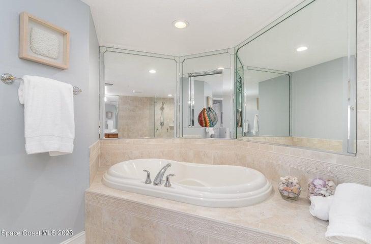 15 N Indian River Drive 605, Cocoa, FL, 32922 photo 34