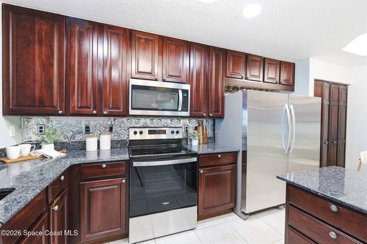 93 Delannoy Avenue 302, Cocoa, FL, 32922 photo 7