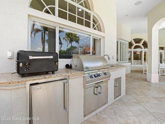 Summer kitchen