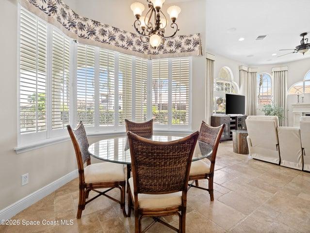 Breakfast nook