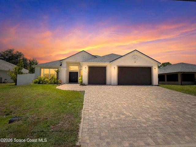382 Eldron Boulevard NE, Palm Bay