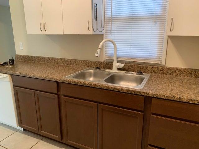 301 Crown Boulevard, Melbourne, FL, 32901 photo 4
