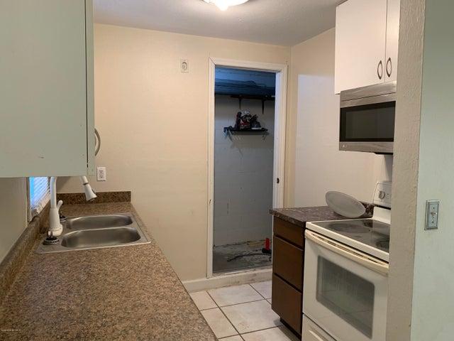 301 Crown Boulevard, Melbourne, FL, 32901 photo 5