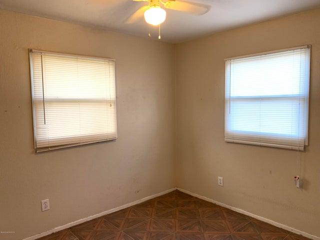 301 Crown Boulevard, Melbourne, FL, 32901 photo 6