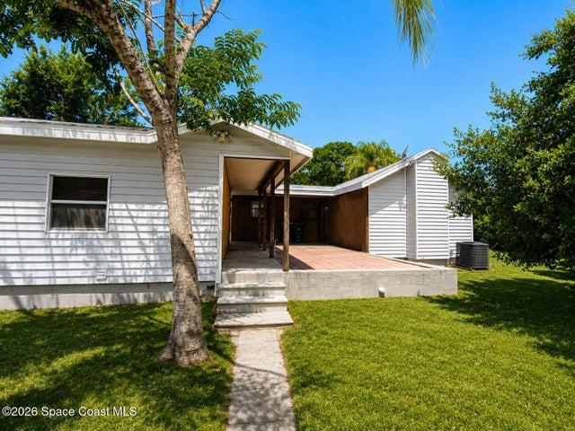581 Borraclough Avenue NW, Palm Bay, FL, 32907 photo 19