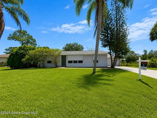 581 Borraclough Avenue NW, Palm Bay, FL, 32907 photo 2