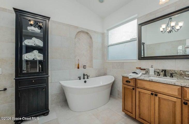 135 Ocean Garden Lane, Cape Canaveral, FL, 32920 photo 38