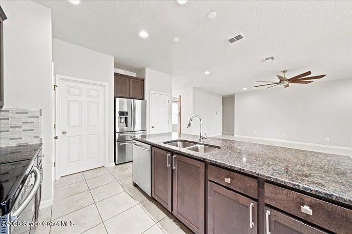 777 Indigo Street SE, Palm Bay, FL, 32909 photo 9