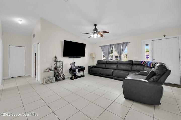 1295 12th Avenue SW, Vero Beach, FL, 32962 photo 5