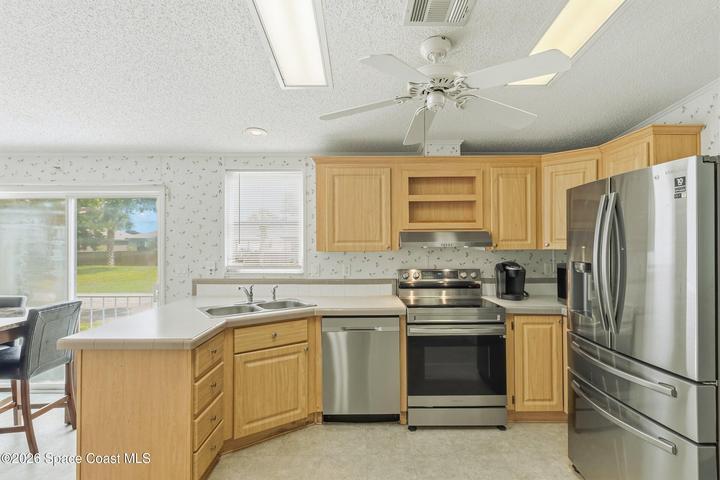 7509 Montauk Avenue S10, Micco, FL, 32976 photo 5