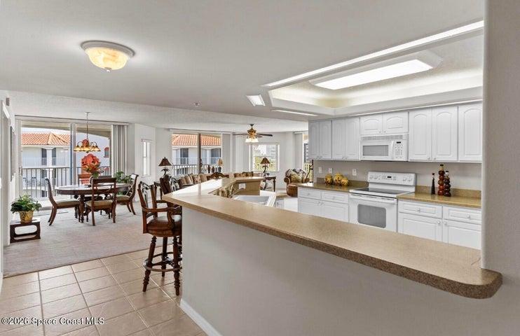 8934 Puerto Del Rio Drive 8503, Cape Canaveral, FL, 32920 photo 4
