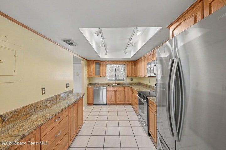 5807 N Atlantic Avenue 523, Cape Canaveral, FL, 32920 photo 8