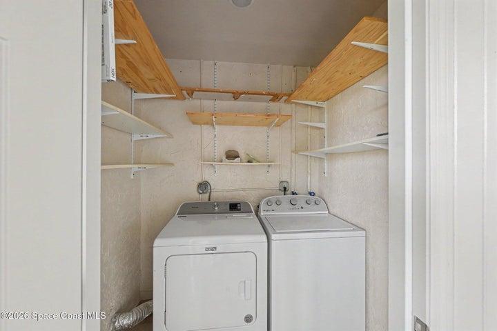 Full Size Washer & Dryer in Place