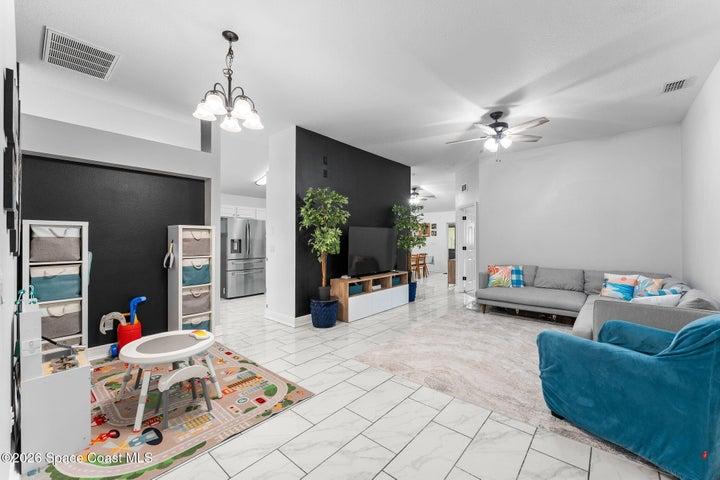 301 Wishing Well Circle SW, Palm Bay, FL, 32908 photo 4