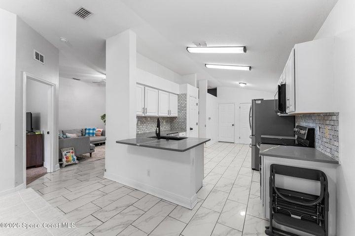301 Wishing Well Circle SW, Palm Bay, FL, 32908 photo 12