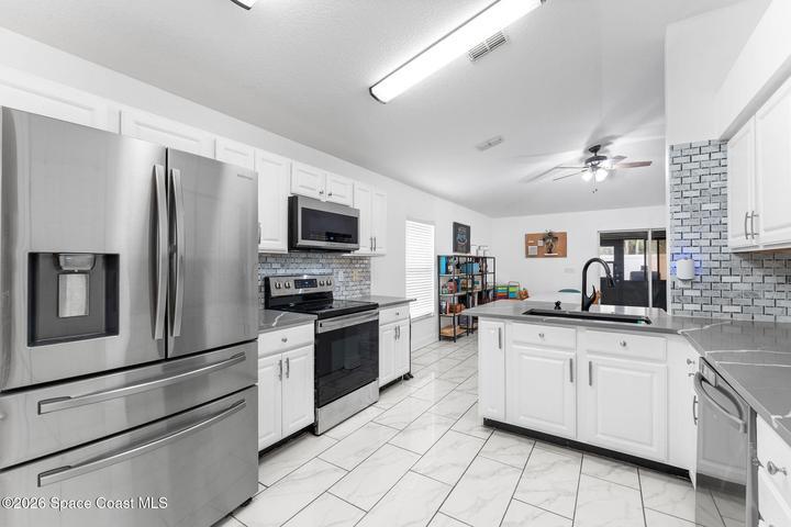 301 Wishing Well Circle SW, Palm Bay, FL, 32908 photo 15