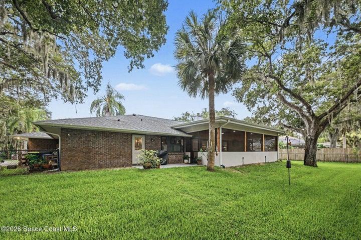 1810 Whispering Oaks Circle, Melbourne, FL, 32934 photo 39