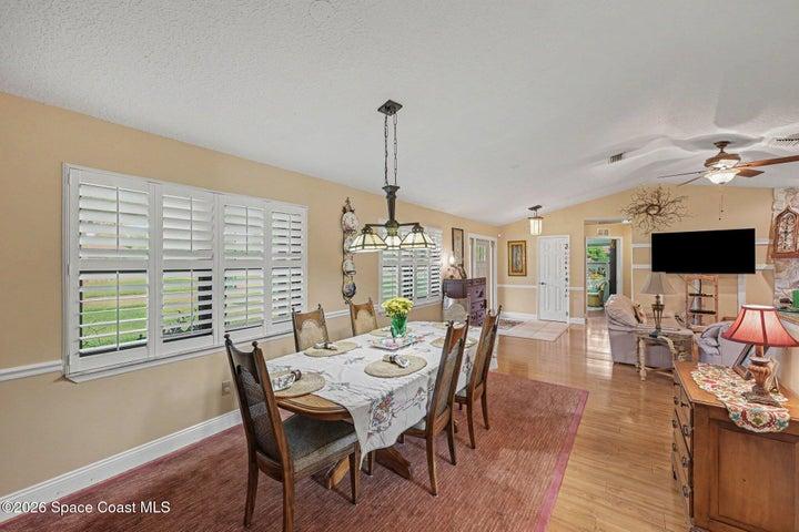 1810 Whispering Oaks Circle, Melbourne, FL, 32934 photo 6