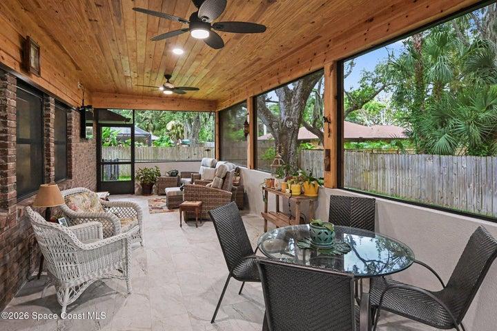 1810 Whispering Oaks Circle, Melbourne, FL, 32934 photo 31