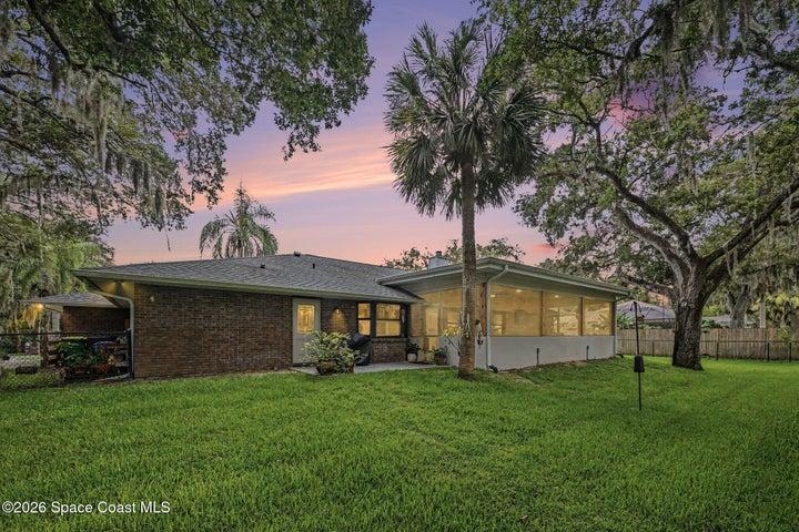 1810 Whispering Oaks Circle, Melbourne, FL, 32934 photo 38
