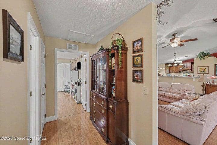 1810 Whispering Oaks Circle, Melbourne, FL, 32934 photo 25
