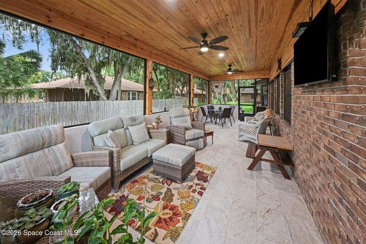 1810 Whispering Oaks Circle, Melbourne, FL, 32934 photo 32