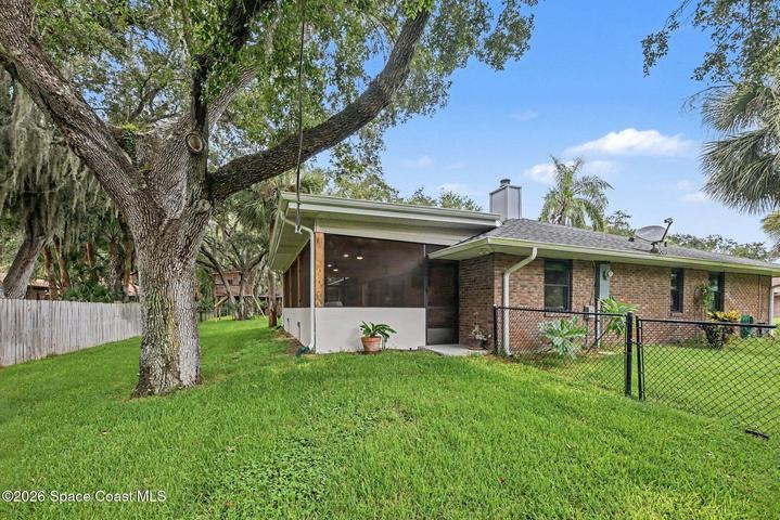 1810 Whispering Oaks Circle, Melbourne, FL, 32934 photo 33