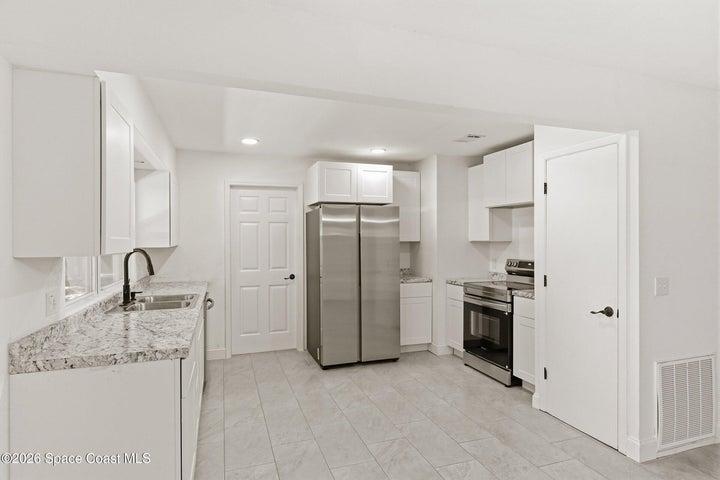 565 Wistar Court NE, Palm Bay, FL, 32907 photo 11