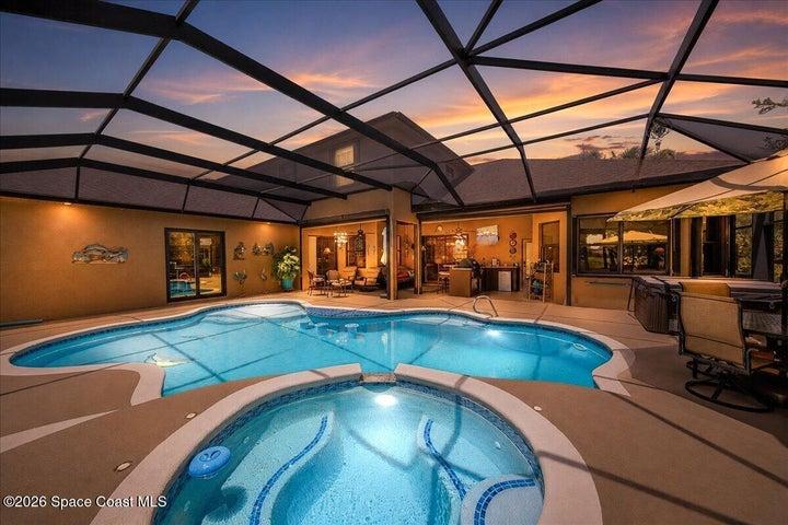 1868 Winding Ridge Circle SE, Palm Bay, FL, 32909 photo 2