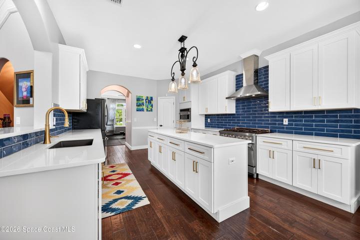 Chef kitchen with gas stove
