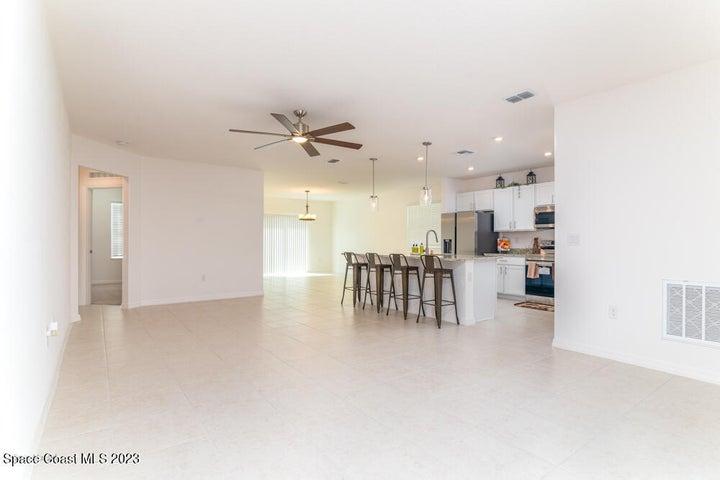 724 San Filippo Drive SE, Palm Bay, FL, 32909 photo 4