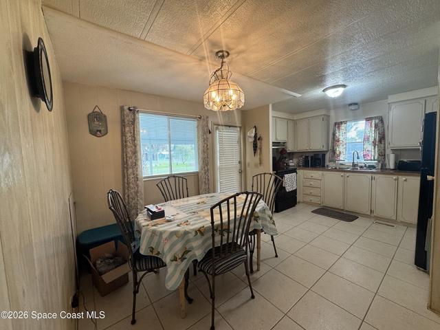 Dining Room/Kitchen