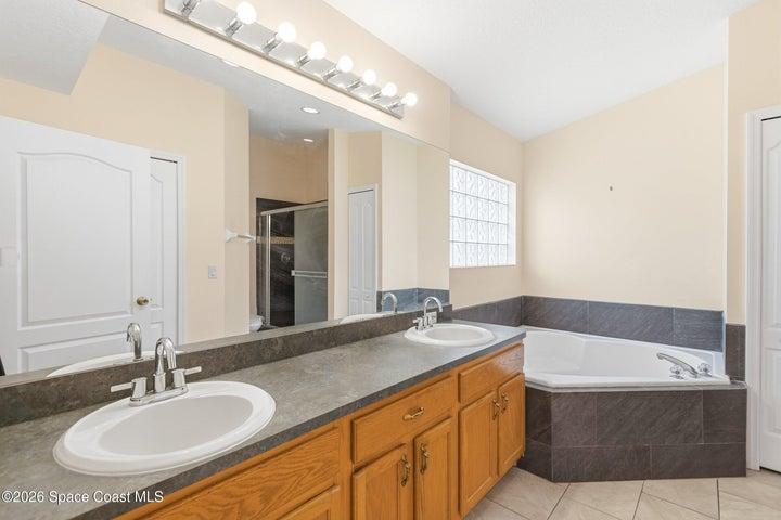 primary bath