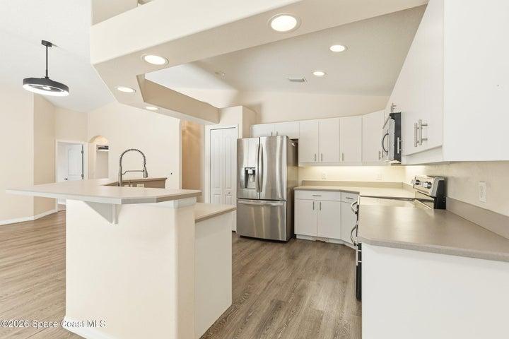 1172 Pine Creek Circle NE, Palm Bay, FL, 32905 photo 17