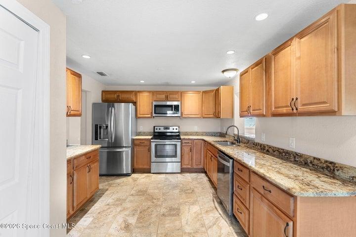 348 Harbor Drive, Cape Canaveral, FL, 32920 photo 8