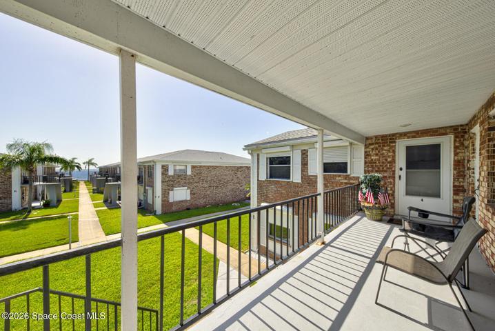 190 E Olmstead Drive I4, Titusville, FL, 32780 photo 3