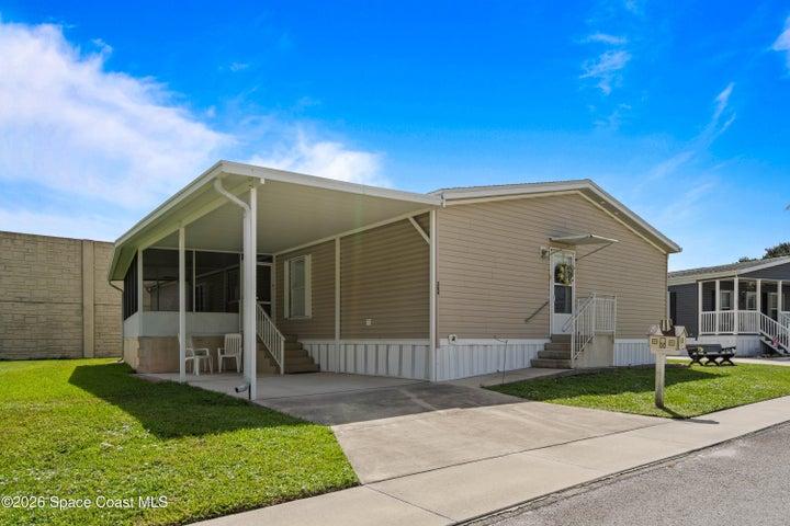 264 Holiday Park Boulevard NE, Palm Bay