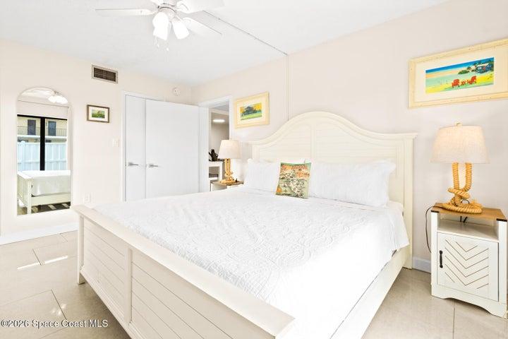 5300 Ocean Beach Boulevard 101, Cocoa Beach, FL, 32931 photo 11