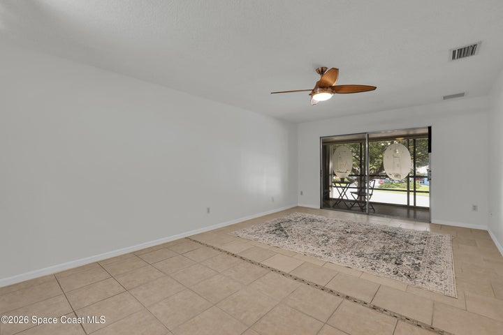 2302 Sunrise Boulevard 209, Fort Pierce, FL, 34982 photo 7