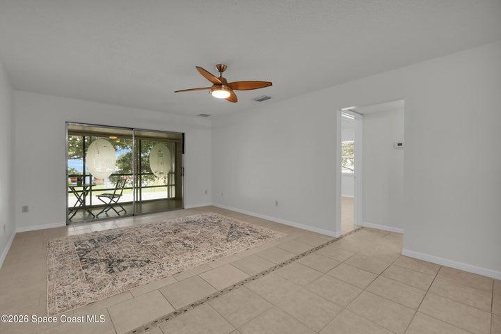 2302 Sunrise Boulevard 209, Fort Pierce, FL, 34982 photo 9