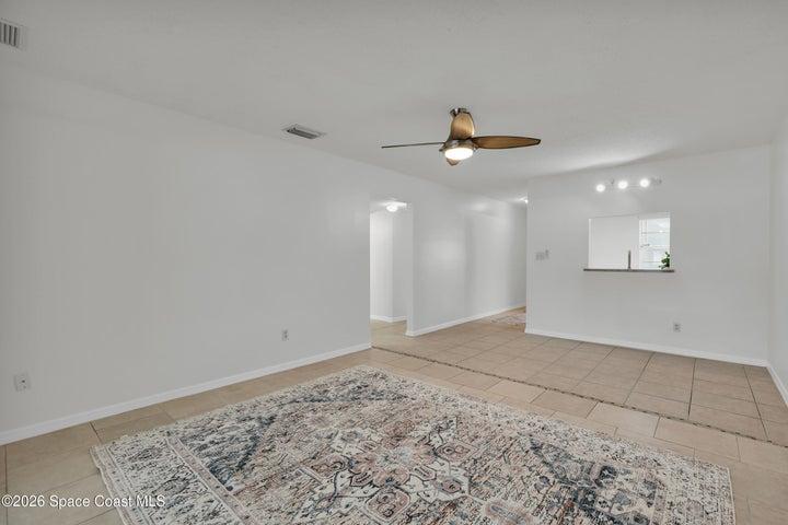 2302 Sunrise Boulevard 209, Fort Pierce, FL, 34982 photo 12