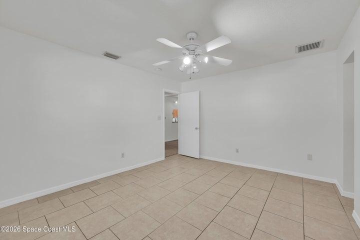 2302 Sunrise Boulevard 209, Fort Pierce, FL, 34982 photo 15