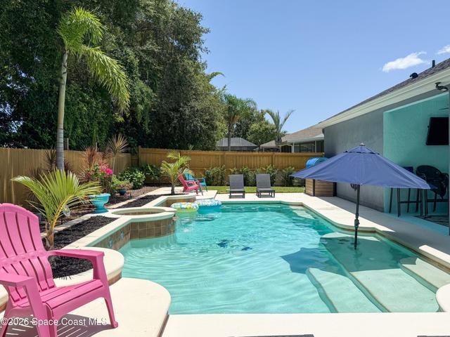 Private oasis in the sun