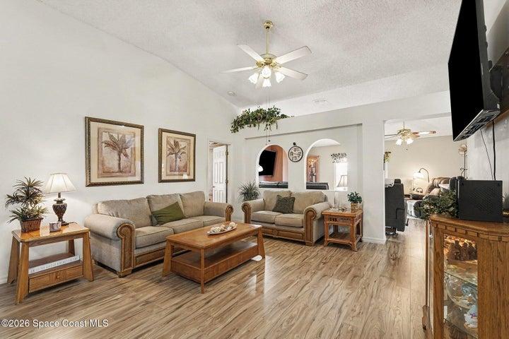 1216 White Oak Circle, Melbourne, FL, 32934 photo 4