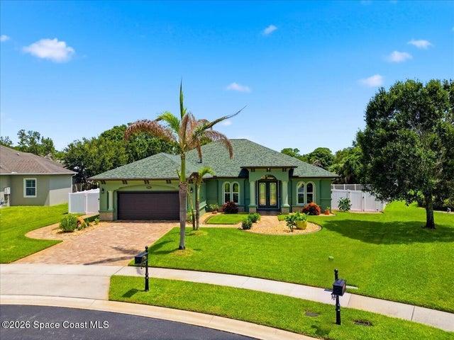 1700 Marcello Drive, Melbourne