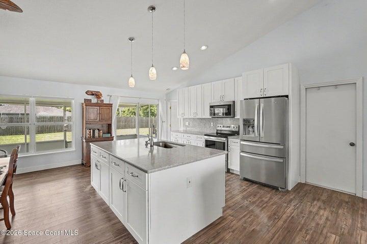 1326 Defender Street NW, Palm Bay, FL, 32907 photo 2