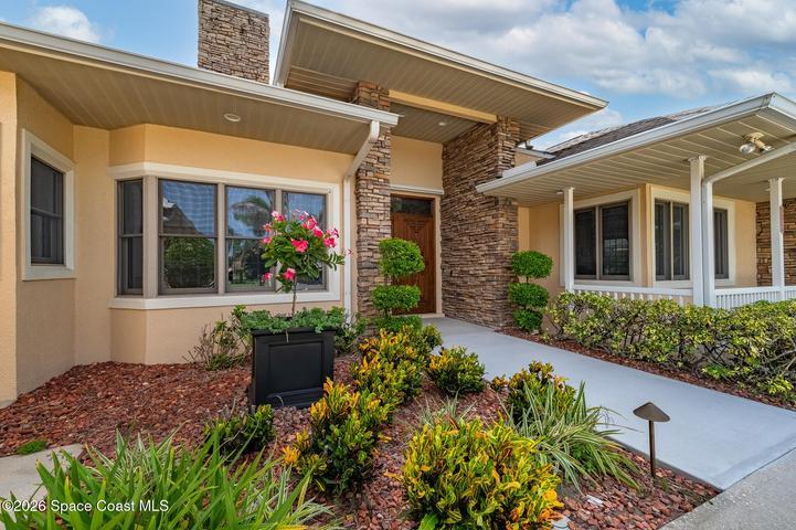 3706 Secluded Oak Court, Melbourne, FL, 32934 photo 2