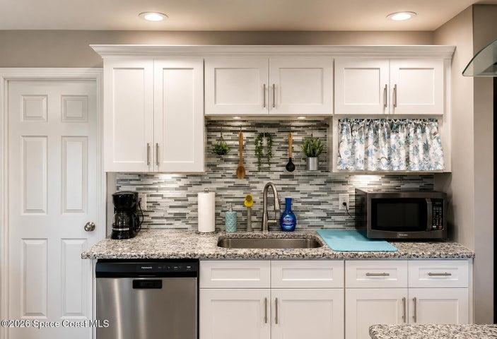 2394 Saint Dunston Lane, Melbourne, FL, 32935 photo 9